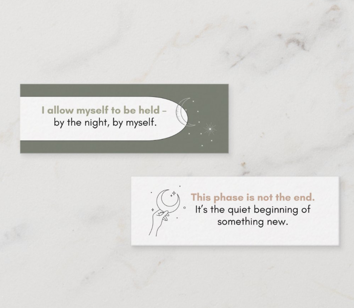 Two motivational phrases on a marble background