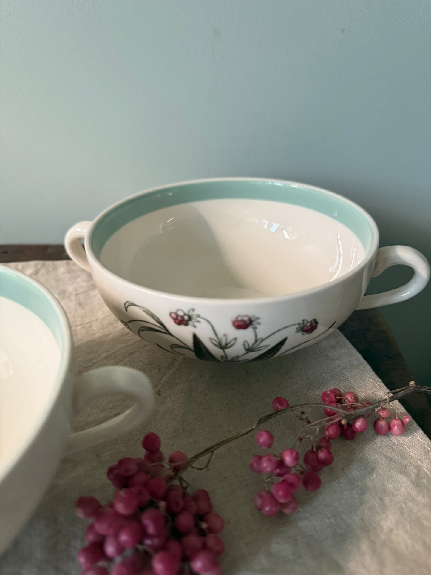 Alfred Meakin Hedgerow Bowl with Floral Print