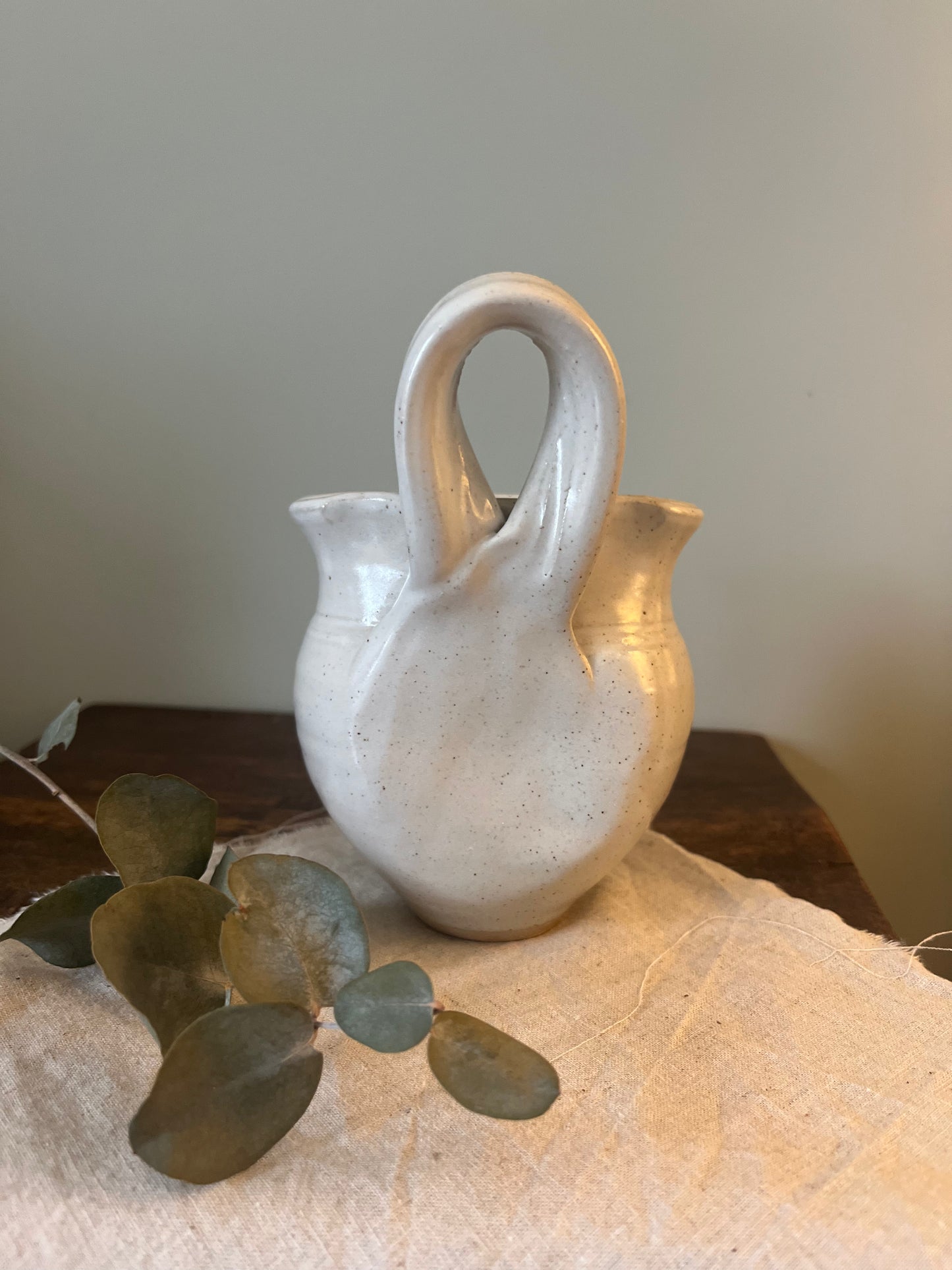 Stoneware Wall Vase – Grey with Blue Petals