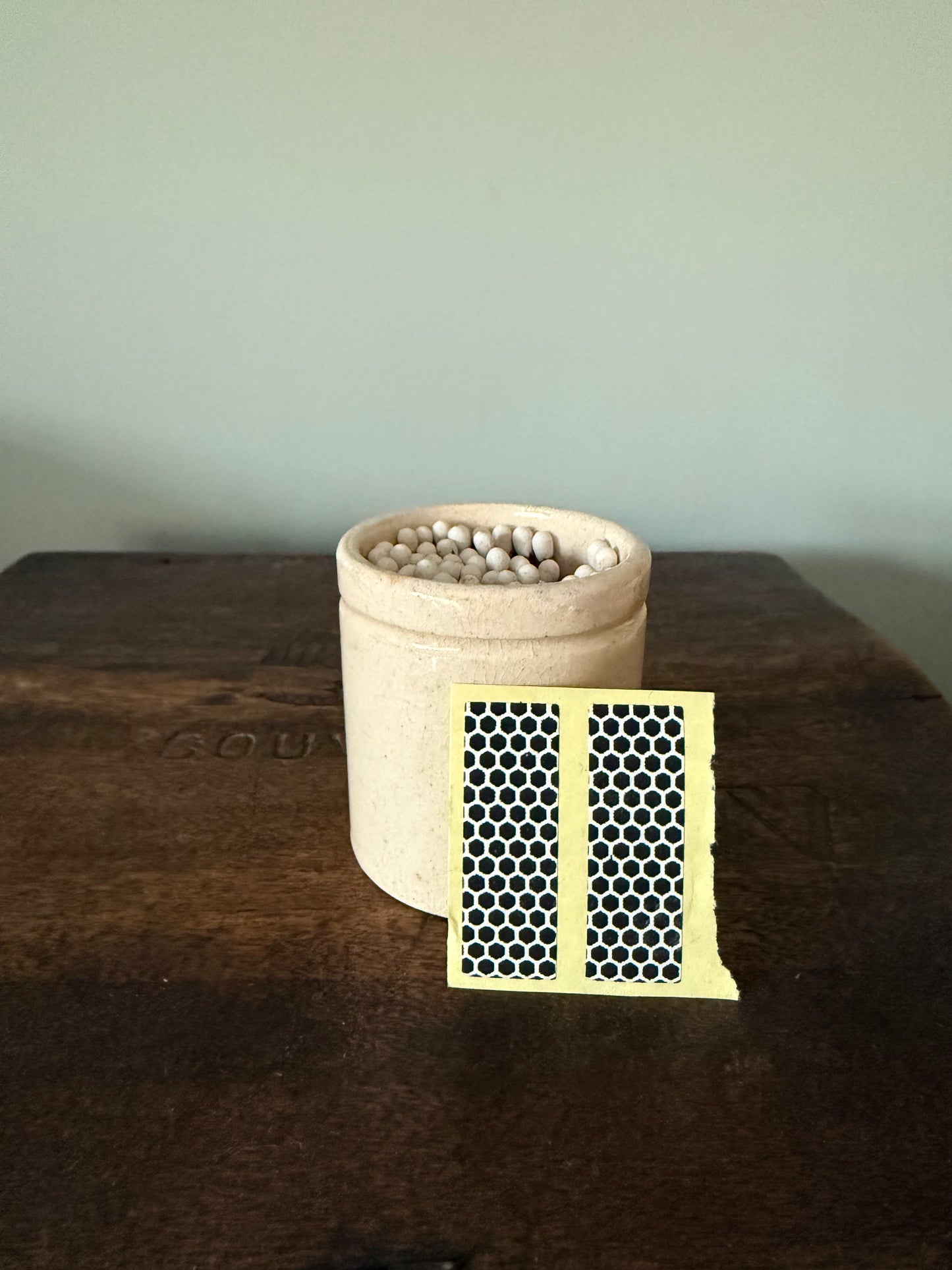 Tea Light Cup and Match Pot Gift set white
