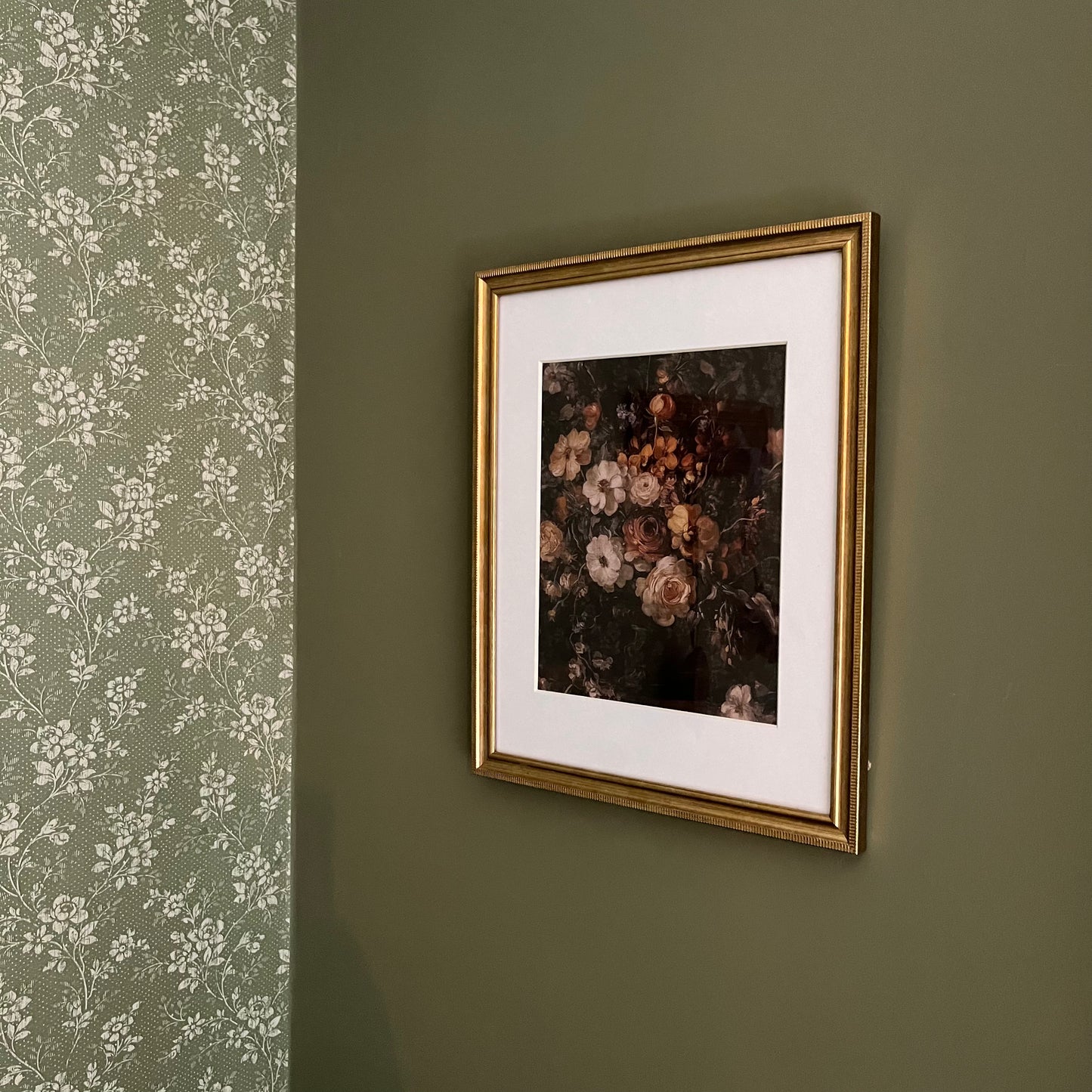Framed Vintage Print Set – incl. 3 Prints of Your Choice