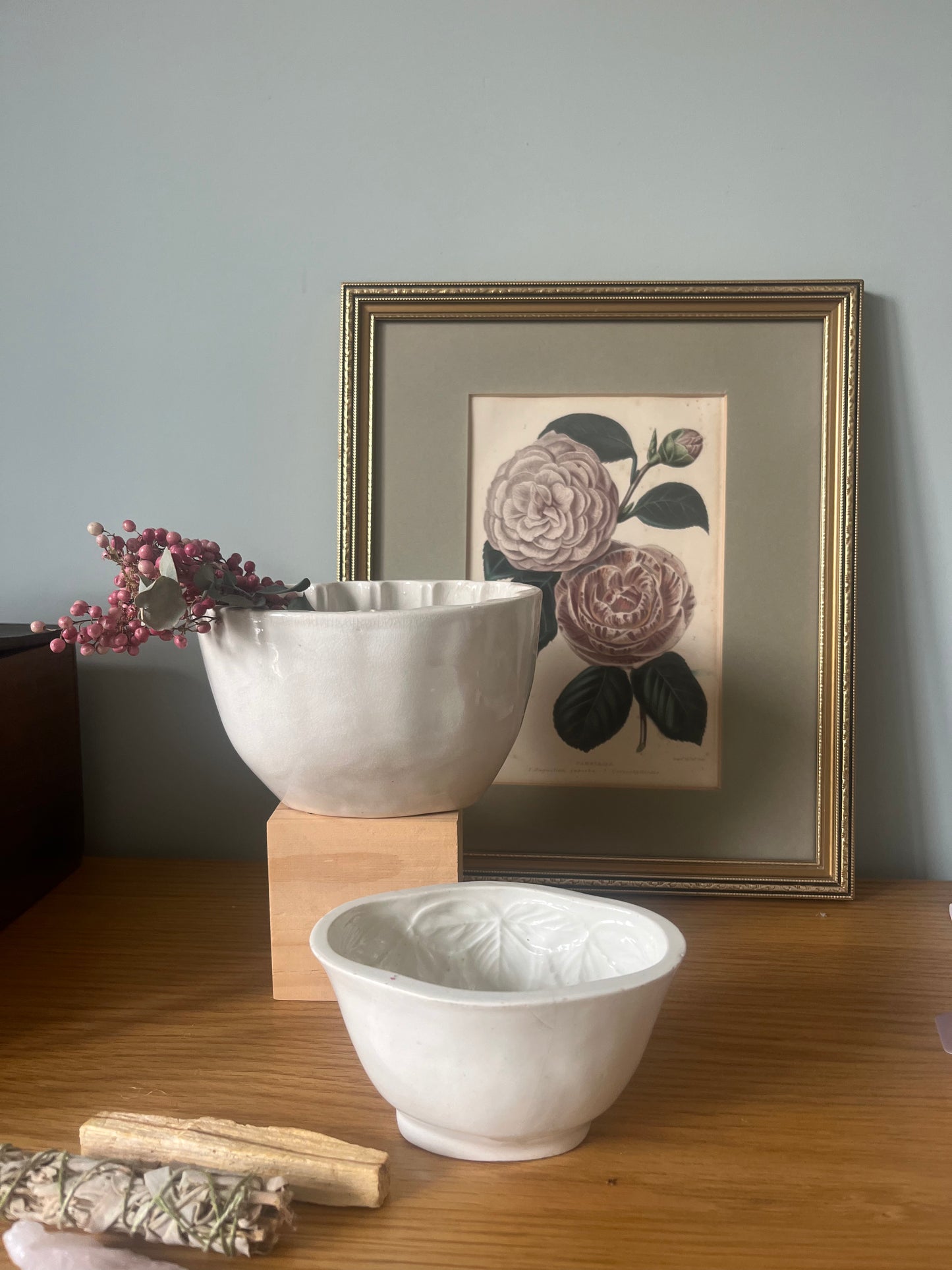 Antique Ceramic Jelly Mould with Decorative Pepper Berries