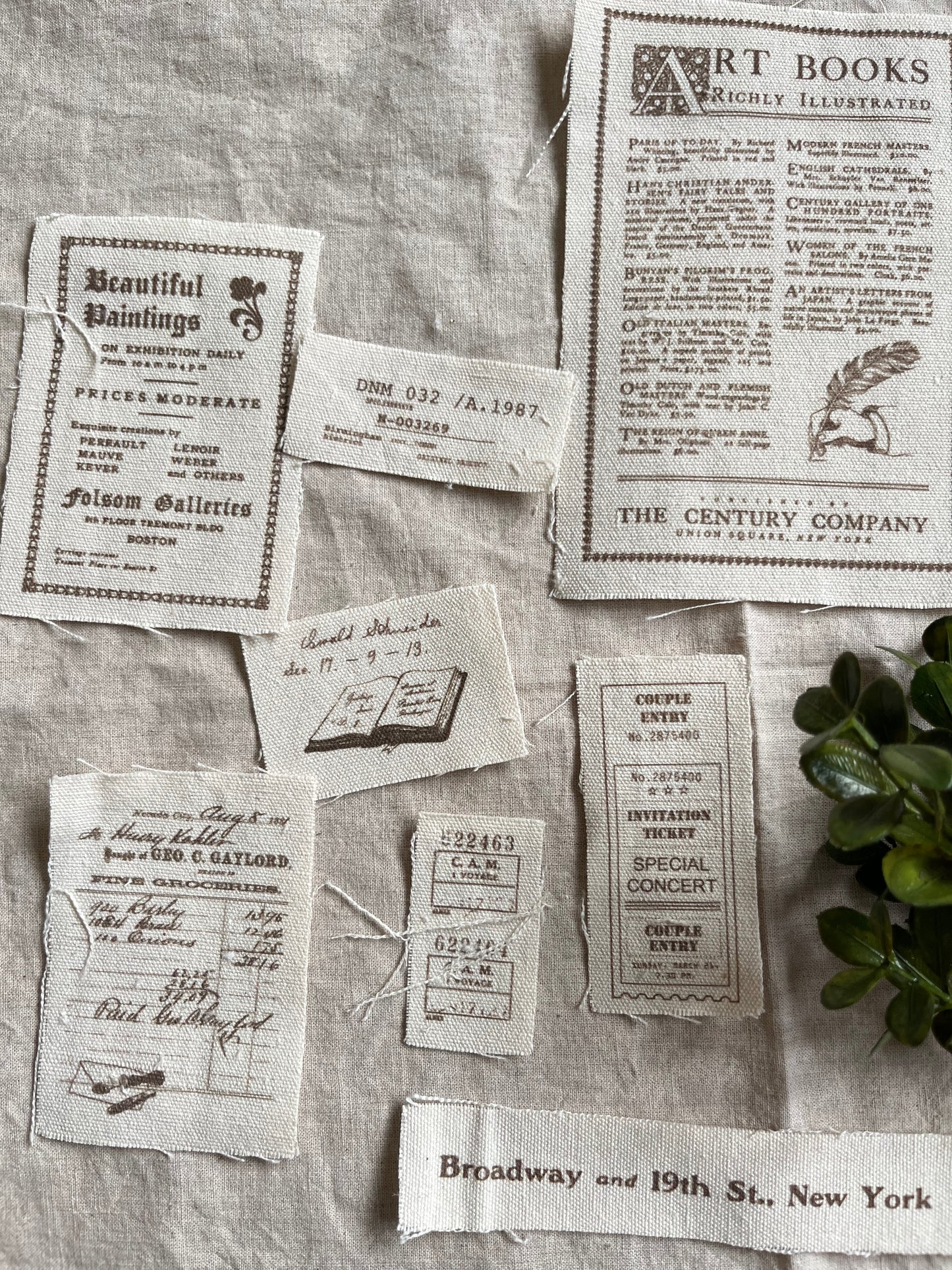 Vintage-Inspired Printed Cotton Cloth