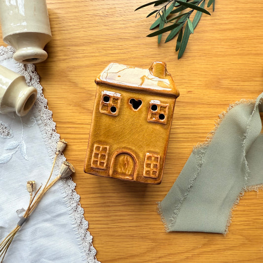 House-Shaped Oil Burner – different colors