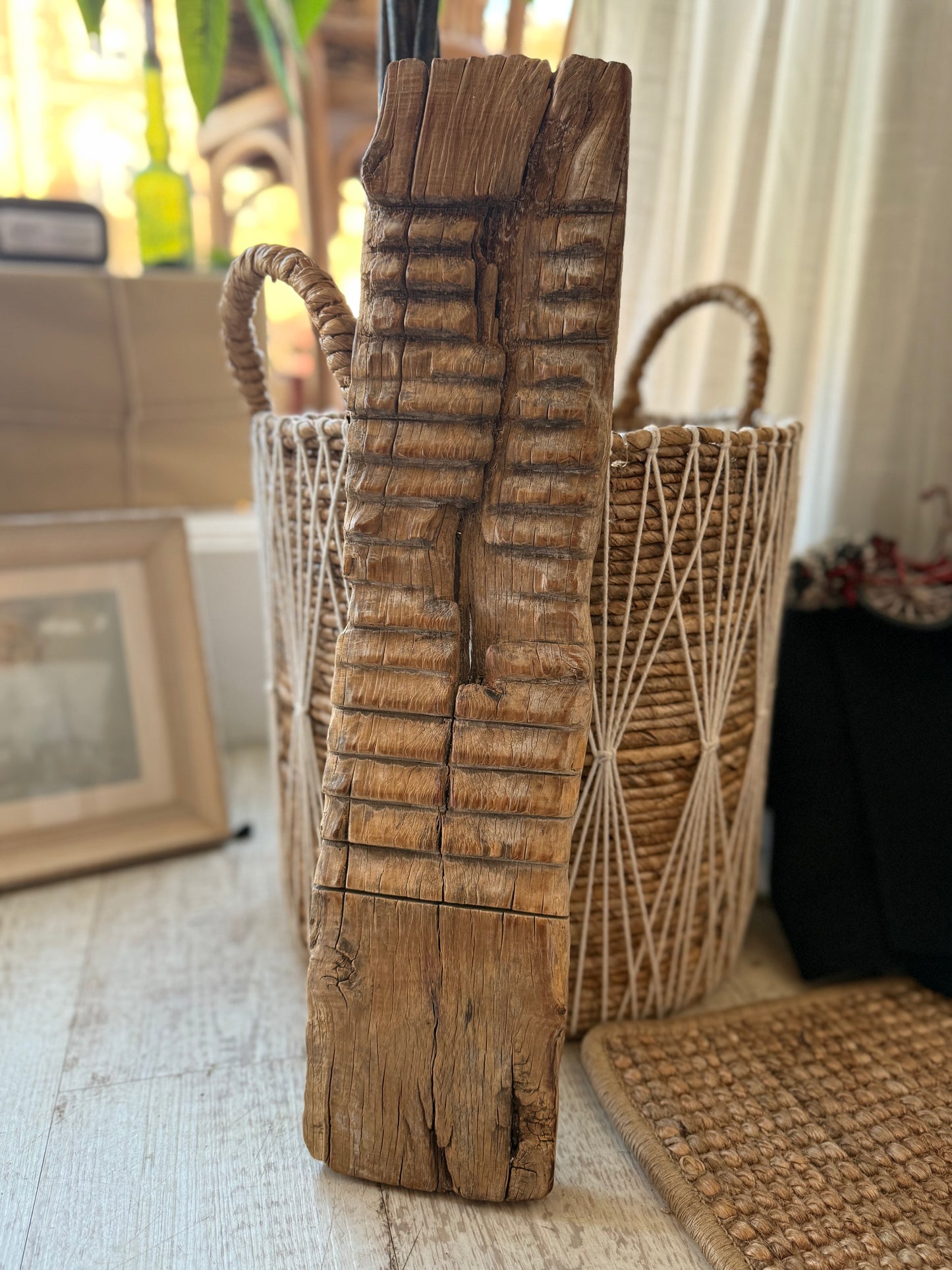 Vintage Wooden Washboard – dark