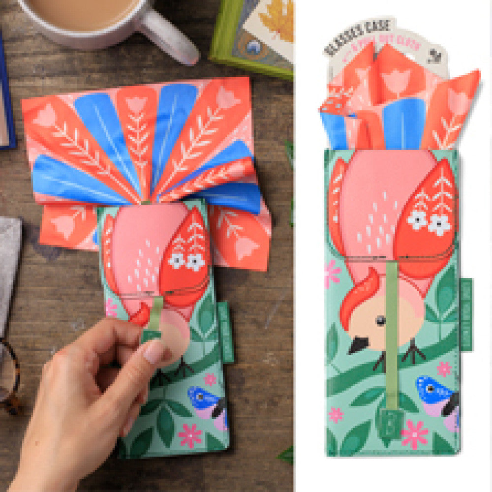 Glasses sleeve with microfibre cloth